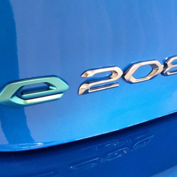 086_1260285709 1 580x580