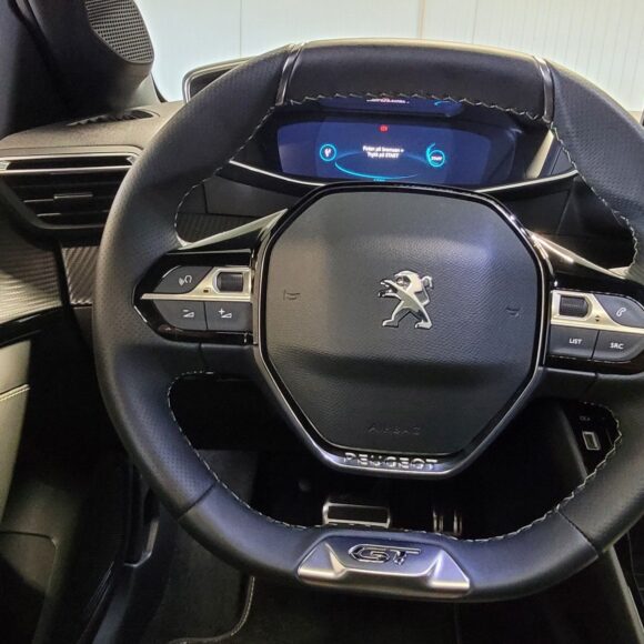 086_21793947 1 580x580