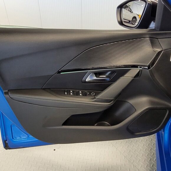 086_334844319 1 580x580