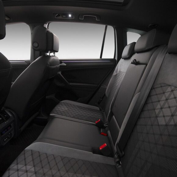 194_727598910 580x580