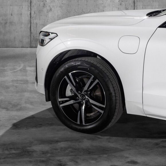 542_16101914 580x580