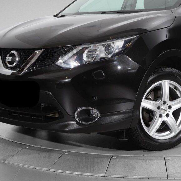 641_492145014 580x580