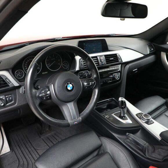 725_389607885 580x580