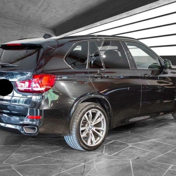 899_1196610177 1024x682 1 580x580