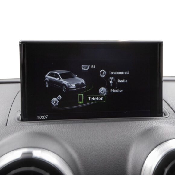 958_111332130 580x580