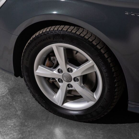 958_1362407664 580x580